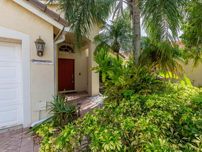 10746 Oak Bend Way, Wellington, FL 33414