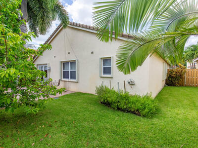 10746 Oak Bend Way, Wellington, FL 33414