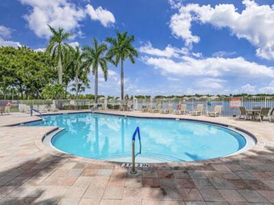 10746 Oak Bend Way, Wellington, FL 33414