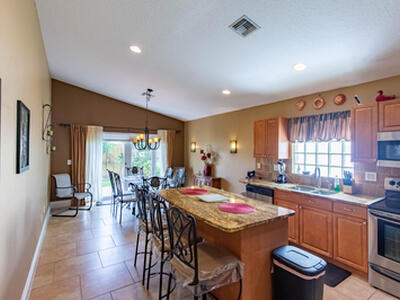 10746 Oak Bend Way, Wellington, FL 33414