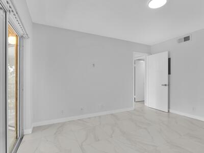 4005 W Mcnab Road, Pompano Beach, FL 33069