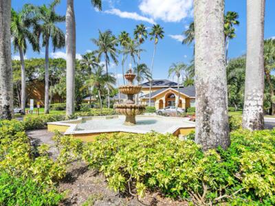 4005 W Mcnab Road, Pompano Beach, FL 33069