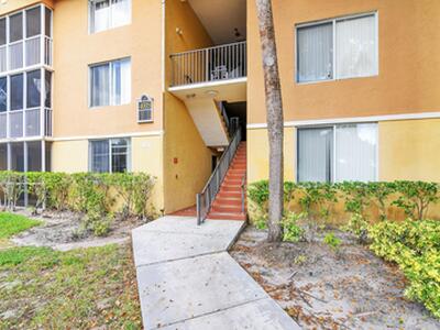 4005 W Mcnab Road, Pompano Beach, FL 33069