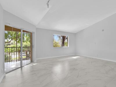 4005 W Mcnab Road, Pompano Beach, FL 33069