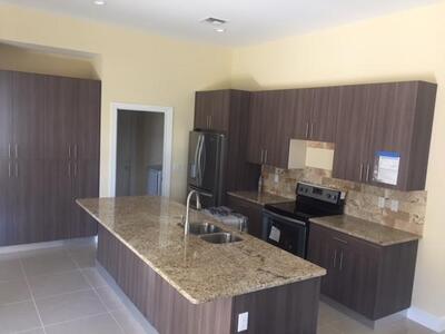 4261 SW Walker Street, Port Saint Lucie, FL 34953