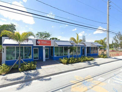 711 N Rosemary Avenue