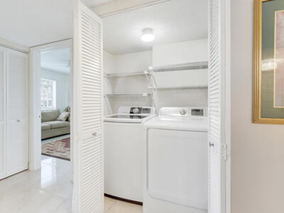 6698 10th Avenue N, Lake Worth, FL 33467