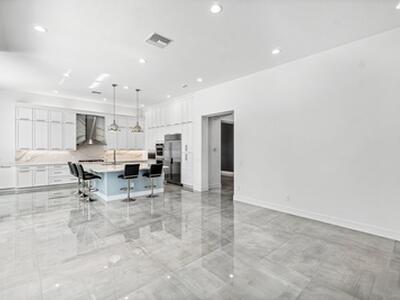 9006 Dulcetto Court, Boca Raton, FL 33496