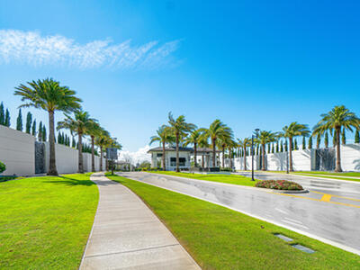 9006 Dulcetto Court, Boca Raton, FL 33496