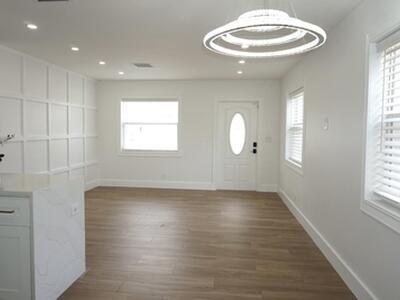 403 Pinegrove Avenue, Jupiter, FL 33458