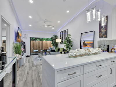 2320 NW 37th Avenue, Coconut Creek, FL 33066