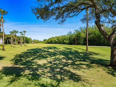 2706 Fairway Drive N, Jupiter, FL 33477