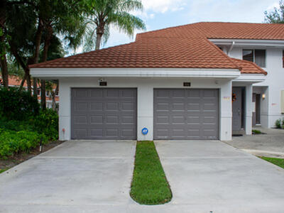 992 NW 93rd Avenue