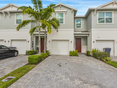 4519 Hollister Avenue