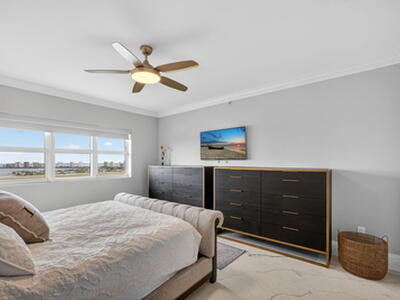 2650 Lake Shore Drive, Riviera Beach, FL 33404