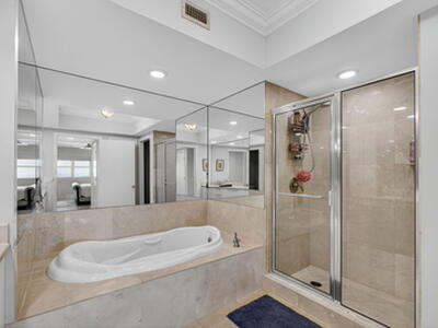 2650 Lake Shore Drive, Riviera Beach, FL 33404