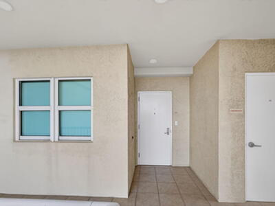 2650 Lake Shore Drive, Riviera Beach, FL 33404