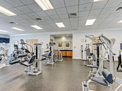 2650 Lake Shore Drive, Riviera Beach, FL 33404