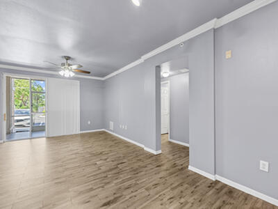 6410 Emerald Dunes Drive, West Palm Beach, FL 33411