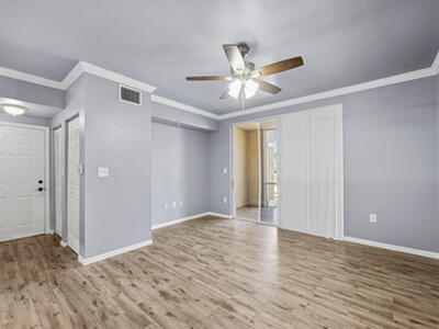 6410 Emerald Dunes Drive, West Palm Beach, FL 33411