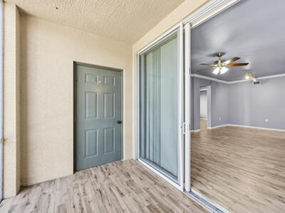 6410 Emerald Dunes Drive, West Palm Beach, FL 33411