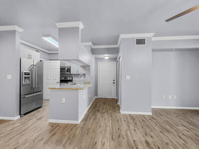 6410 Emerald Dunes Drive, West Palm Beach, FL 33411