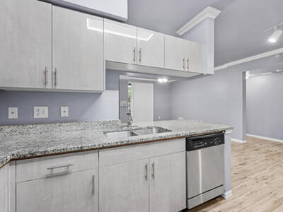 6410 Emerald Dunes Drive, West Palm Beach, FL 33411