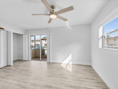 59 Saxony B, Delray Beach, FL 33446