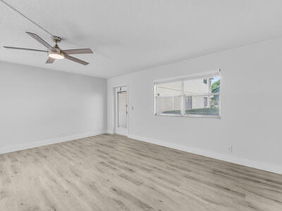 59 Saxony B, Delray Beach, FL 33446