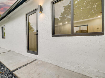 Fort Lauderdale, FL 33311