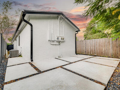 Fort Lauderdale, FL 33311