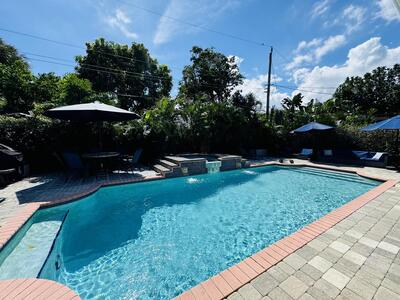 1728 NE 40th Street, Oakland Park, FL 33334