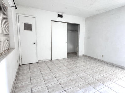 1655 S Florida Mango Road, West Palm Beach, FL 33406