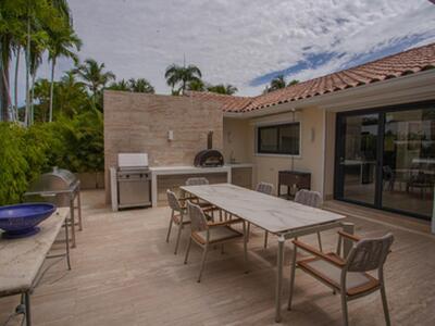 21 00, Casa de Campo, DR 22000