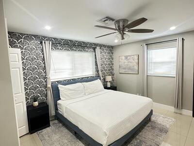 426 SW 8th Avenue, Boynton Beach, FL 33435