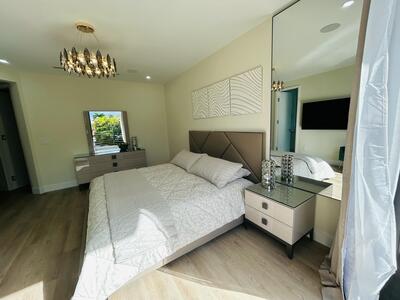 1125 NE 17th Avenue, Fort Lauderdale, FL 33304