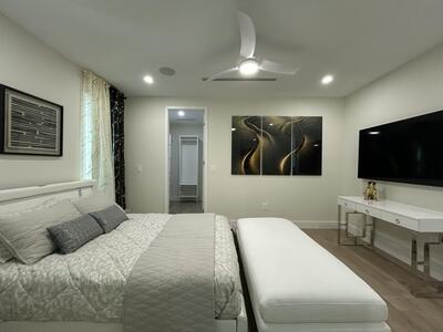 1125 NE 17th Avenue, Fort Lauderdale, FL 33304