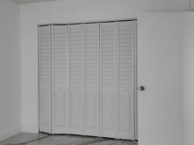 1523 Lake Crystal Drive, West Palm Beach, FL 33411