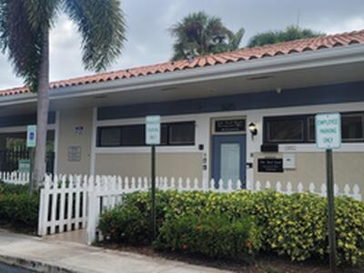 1523 Lake Crystal Drive, West Palm Beach, FL 33411