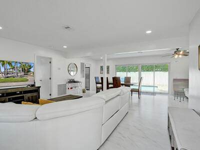 1633 SE 5th Ct Court, Deerfield Beach, FL 33441