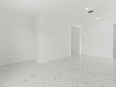 10264 NW Field Flower Trail, Port Saint Lucie, FL 34987