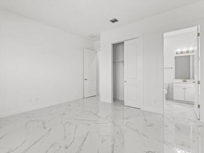 10264 NW Field Flower Trail, Port Saint Lucie, FL 34987