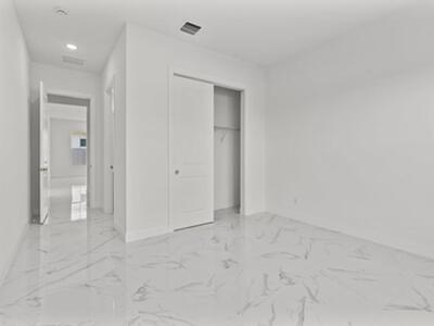 10264 NW Field Flower Trail, Port Saint Lucie, FL 34987