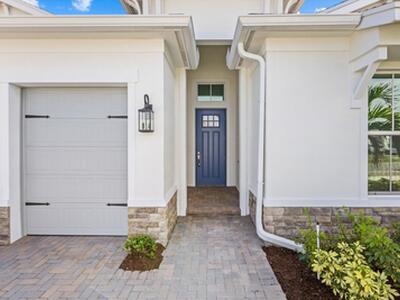 10264 NW Field Flower Trail, Port Saint Lucie, FL 34987