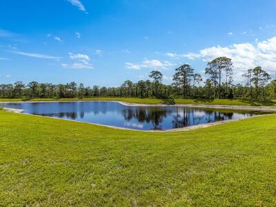 10264 NW Field Flower Trail, Port Saint Lucie, FL 34987