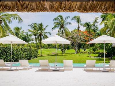 12 00, Casa de Campo, DR 22000