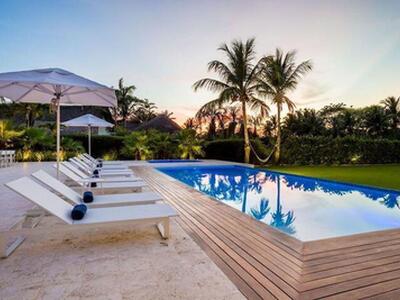 12 00, Casa de Campo, DR 22000