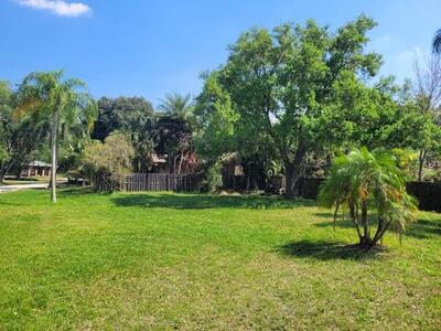 6423 SE Lillian Court, Stuart, FL 34997