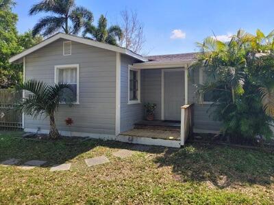 6423 SE Lillian Court, Stuart, FL 34997