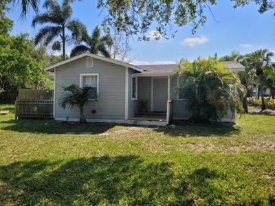 6423 SE Lillian Court, Stuart, FL 34997
